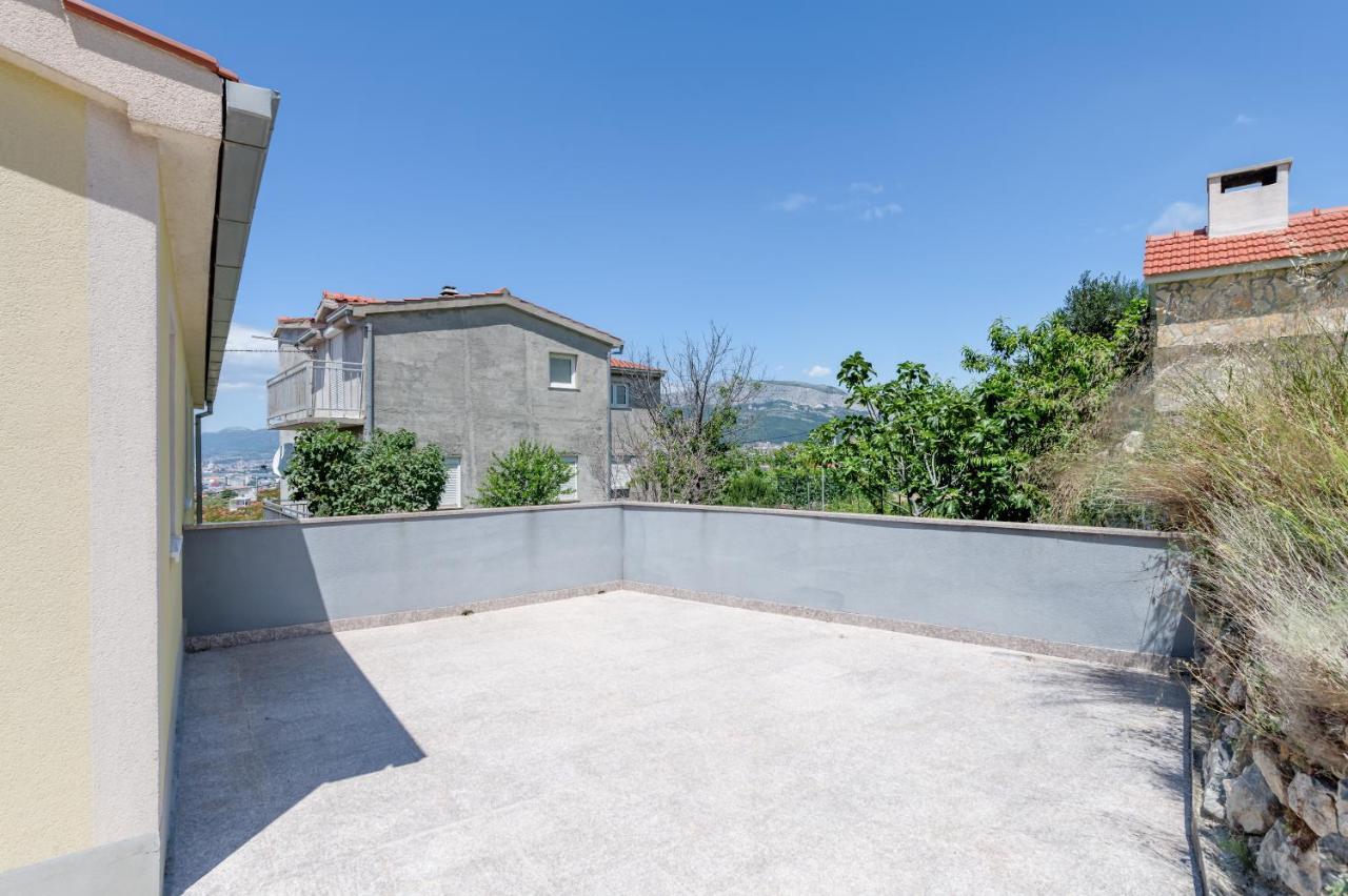 Ferienwohnung Sans Souci Split Exterior foto